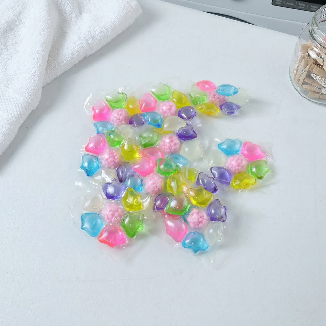 Concentrated Liquid Laundry Detergent Pods (100Pc)